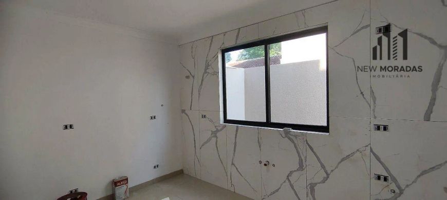 Sobrado com 3 dormitórios à venda, 130 m² - Xaxim.