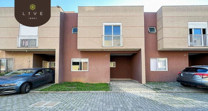 Sobrado no Condomínio Vista Serra III, condomínio fechado, 03 quartos, 01 suíte no bairro Alto!