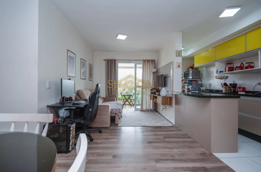 Apartamento dois dormitorios a venda !