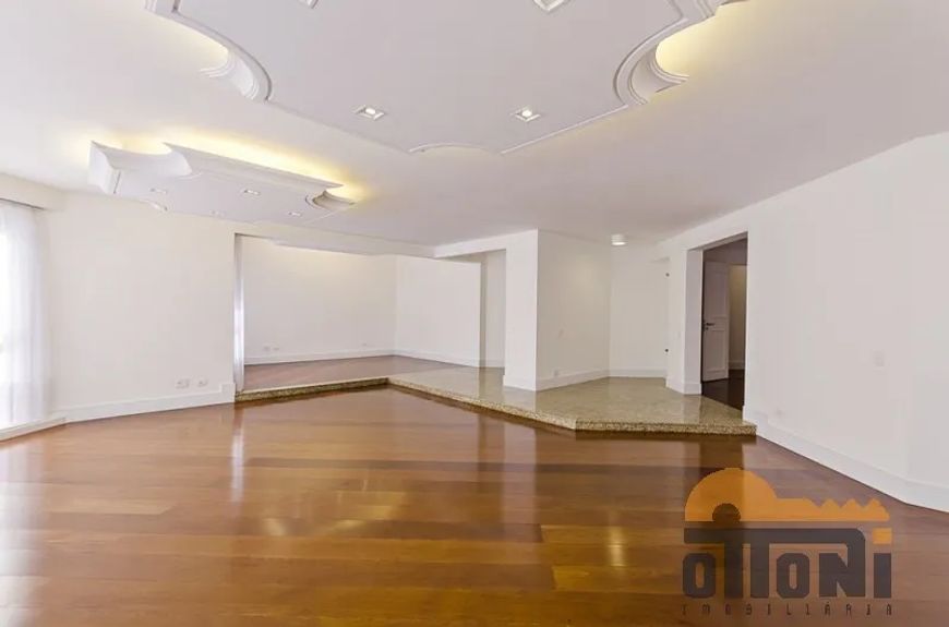 Apartamento 4 Quartos Batel