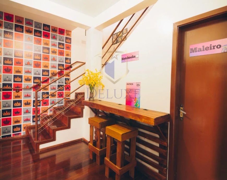 CASA - HOSTEL - 383M2 PRIVATIVOS - ANALISA PERMUTA - 3 SUÍTES - 4 SALAS - CHURRASQUEIRA