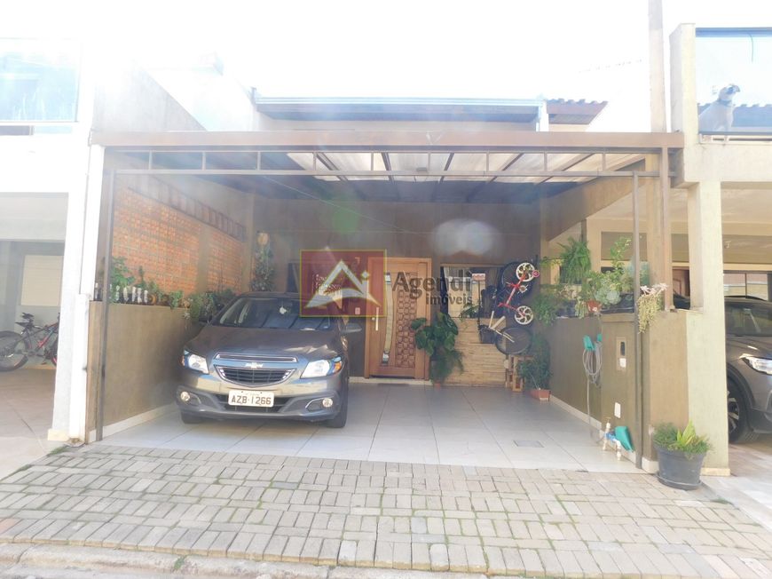 SOBRADO EM CONDOMÍNIO - BAIRRO XAXIM - R$ 460.000,00