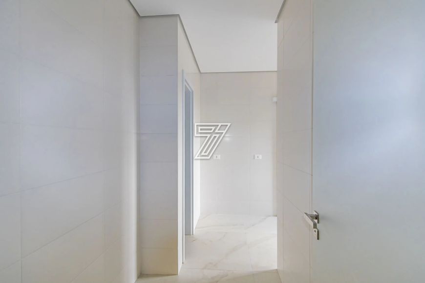 Apartamento a venda Agua Verde possui 187 m2 com 3 suites 3 vagas garagem