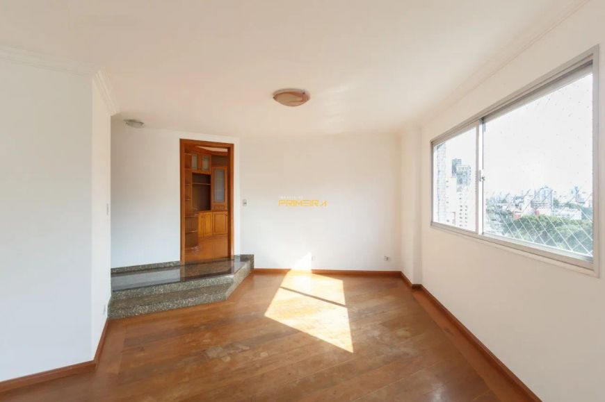 Apartamento à venda no Juvevê, 3 quartos, 1 vaga