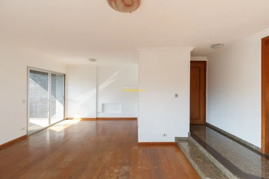 Apartamento à venda no Juvevê, 3 quartos, 1 vaga