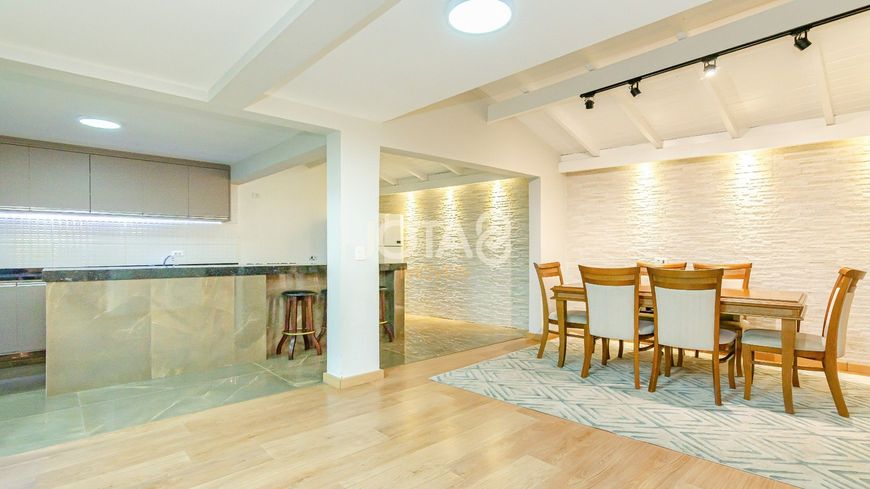 SOBRADO COM 4 QUARTOS, HOME OFFICE E ÁTICO NO SANTO INÁCIO Casa com 3 quartos, home officee ático -