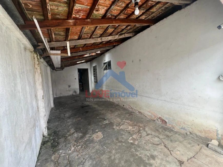 Terreno à venda no bairro Capão Raso - Curitiba/PR