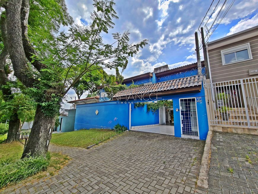 Casa de 4 quartos com Suíte à Venda no bairro Água Verde em Curitiba/PR - Confiancce Imóveis