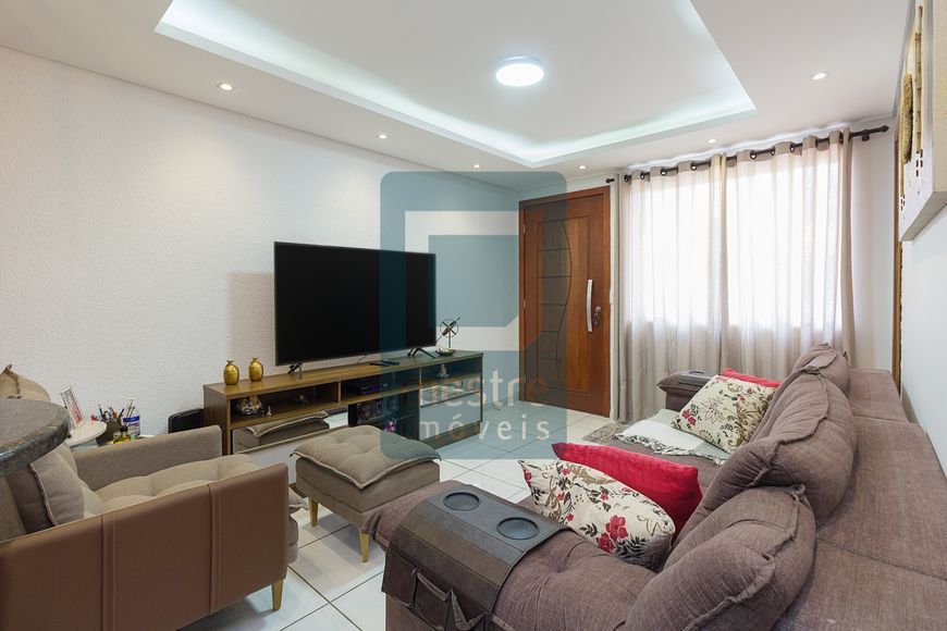 Sobrado com 220m² privativos 6 quartos e 2 vagas no Campo Comprido