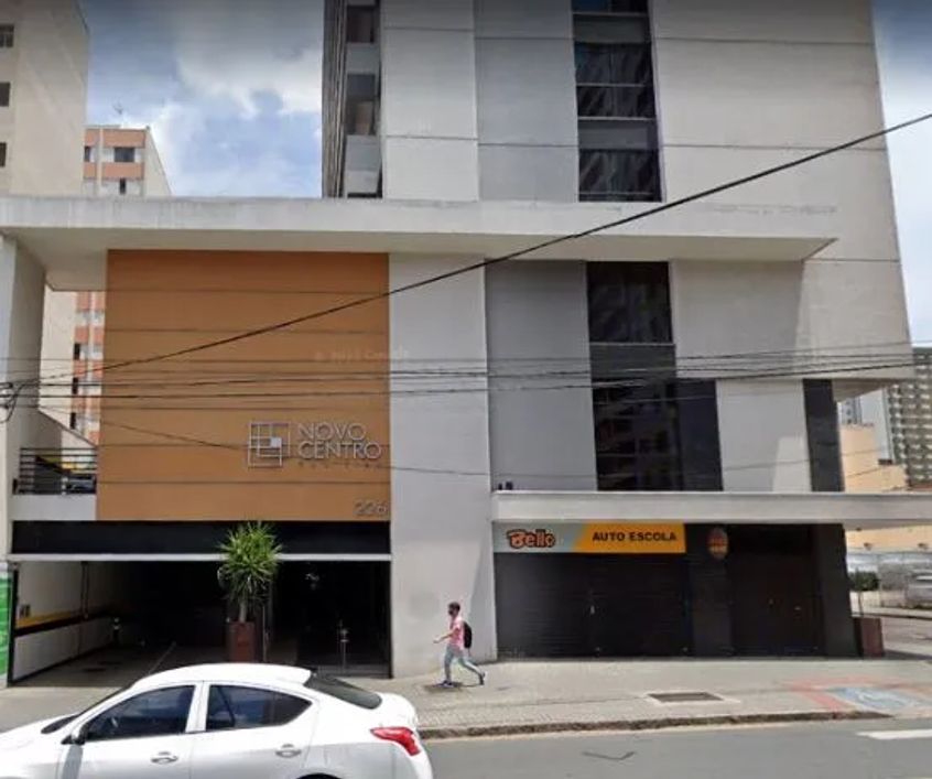 Escritório para venda possui 29 metros quadrados em Centro - Curitiba - PR