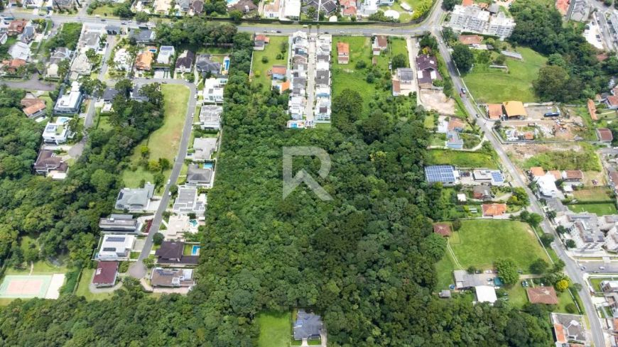 Terreno excelente com zoneamento ZR2 de 30.093,00 m², Santo Inácio - Curitiba/PR