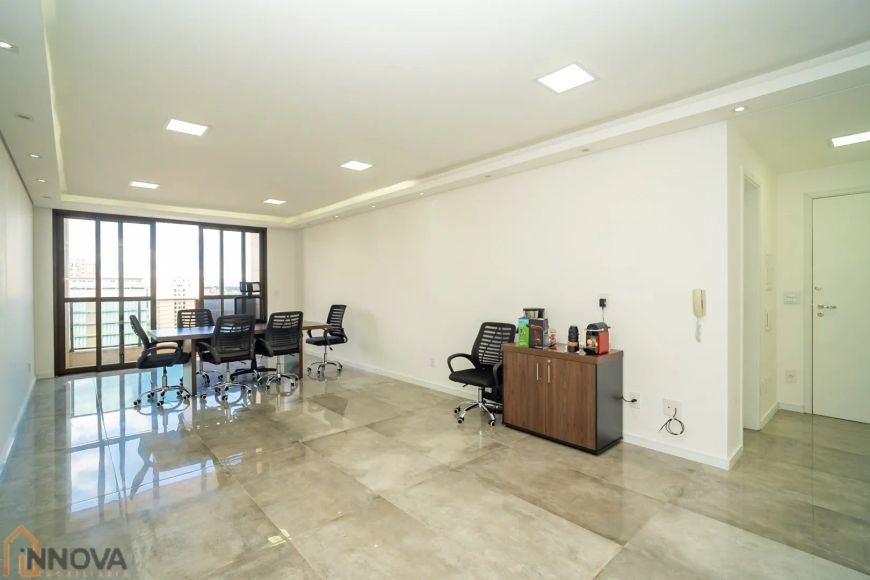 Sala Comercial à venda por R$ 370000.00, 48.46 m2 - CENTRO - CURITIBA/PR