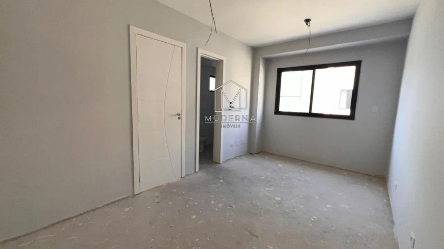 SOBRADO TRIPLEX MODERNO