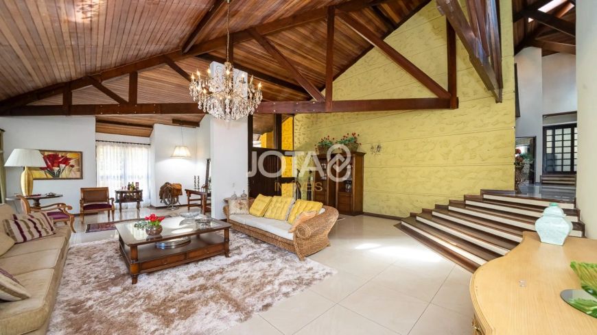 CASA COMERCIAL OU RESIDENCIAL NO ECOVILLE Casa comercial ou residencial no Ecoville - J8