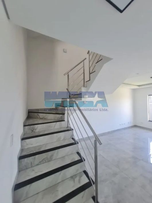 Sobrado com 3 quartos à venda por R$ 786000.00, 179.00 m2 - CIDADE INDUSTRIAL - CURITIBA/PR
