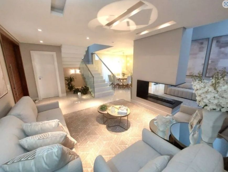 Casa com 3 dormitórios à venda, 263 m por R 2.589.000,00 - Pinheirinho - Curitiba PR