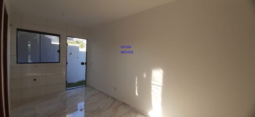 CASA 2 QUARTO, DE ESQUINA, COM TERRENO GRANDE, UMA QUADRA DO COMERCIAL EM GERAL PROX TERMINAL E UPA