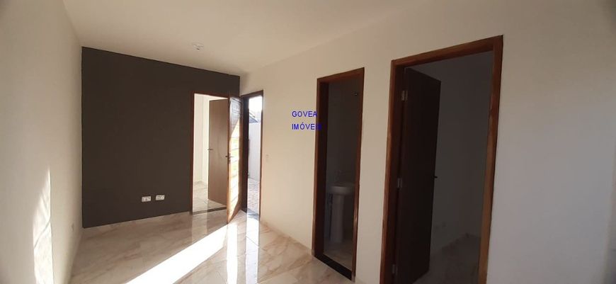 CASA 2 QUARTO, DE ESQUINA, COM TERRENO GRANDE, UMA QUADRA DO COMERCIAL EM GERAL PROX TERMINAL E UPA