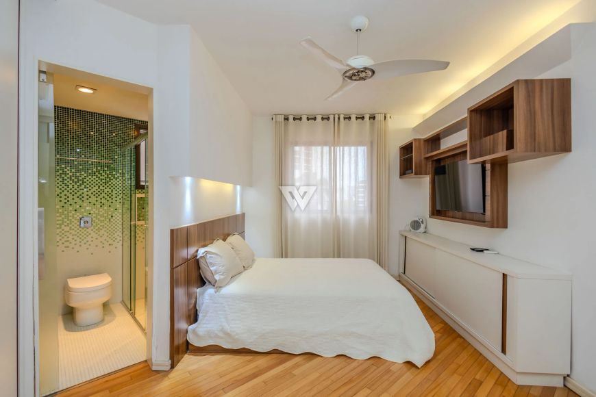 Apartamento no Bigorrilho, Ed Belair, prox Pça Ucrania, 260m, 4 qtos, 2 suites, 3 vagas, um por anda