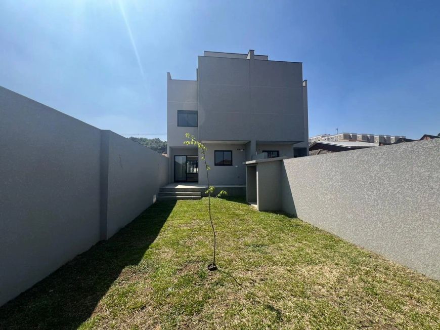 Sobrado para Venda, Curitiba / PR, bairro Xaxim, 3 dormitórios, sendo 1 suíte