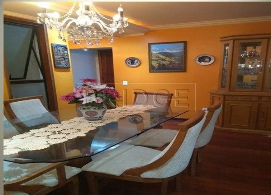 Apartamento com 03 quartos, 03 banheiros, andar alto no bairro Mont Serrat - Porto Alegre - RS