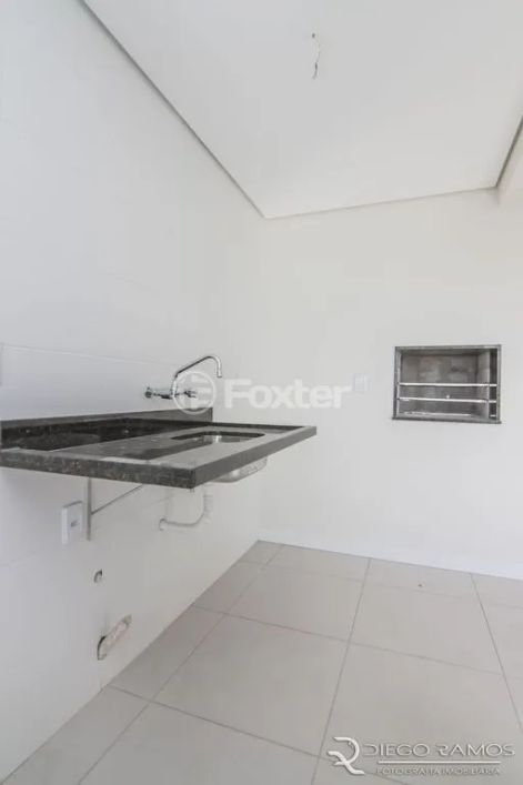 Apartamento para venda com 67 metros quadrados com 2 quartos em Cavalhada - Porto Alegre - RS