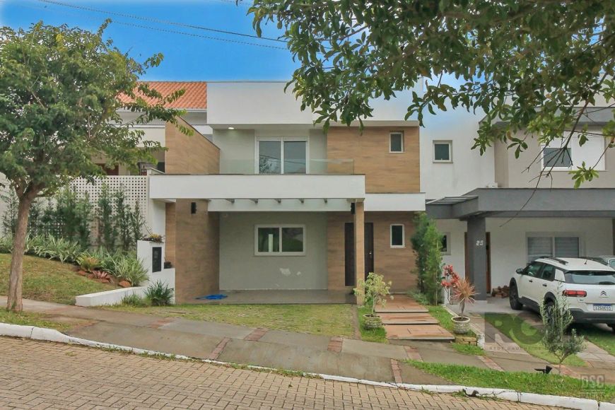 Linda Casa totalmente Mobiliada em condomínio fechado. Casa com 01 suíte, mais 02 quartos e uma saca