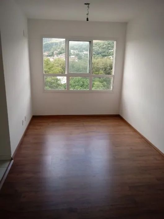 EXCELENTE APARTAMENTO! 02 DORMITORIOS, SALA AMPLA, COZINHA, BANHEIRO SOCIAL E AREA DE SERVICO. DECIM
