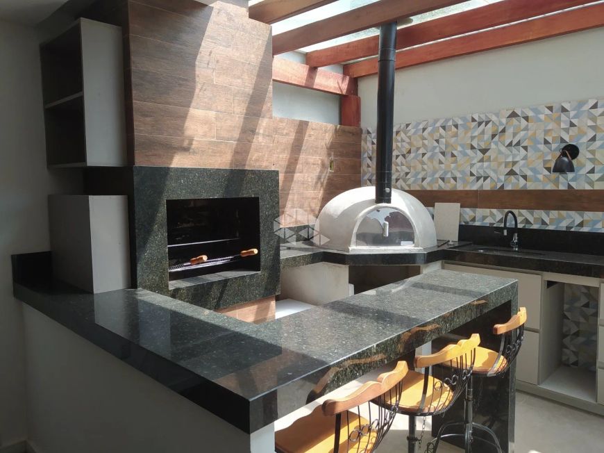 Casa com 180m² e 3 quartos à venda no bairro Cristal