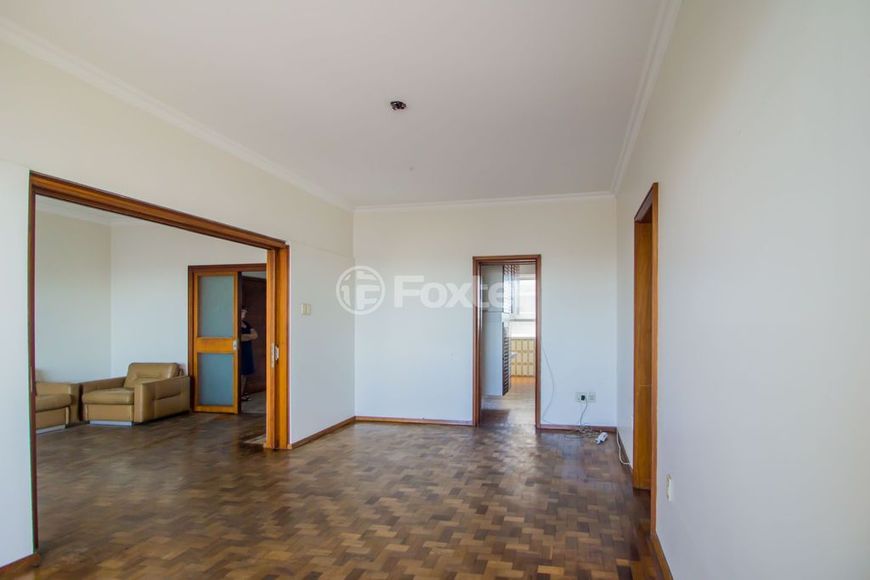 Apartamento para venda possui 144 metros quadrados com 4 quartos