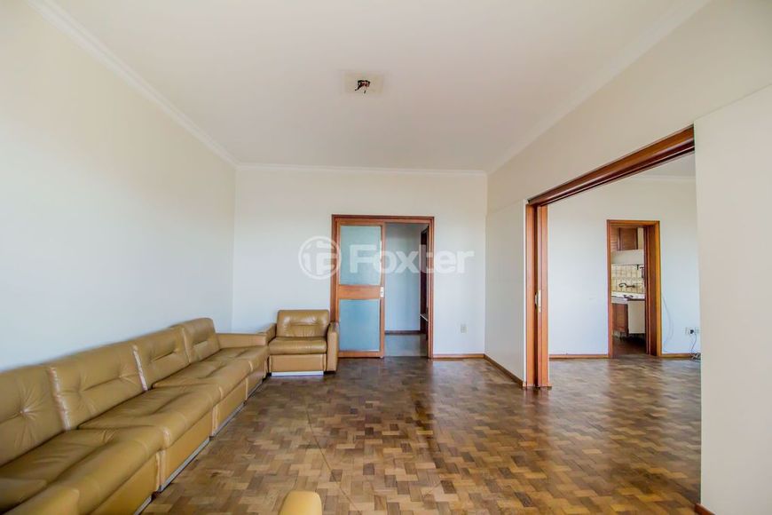 Apartamento para venda possui 144 metros quadrados com 4 quartos