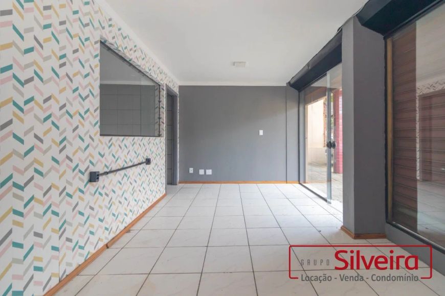 LOJA COM 42M² NA AV NONOI.