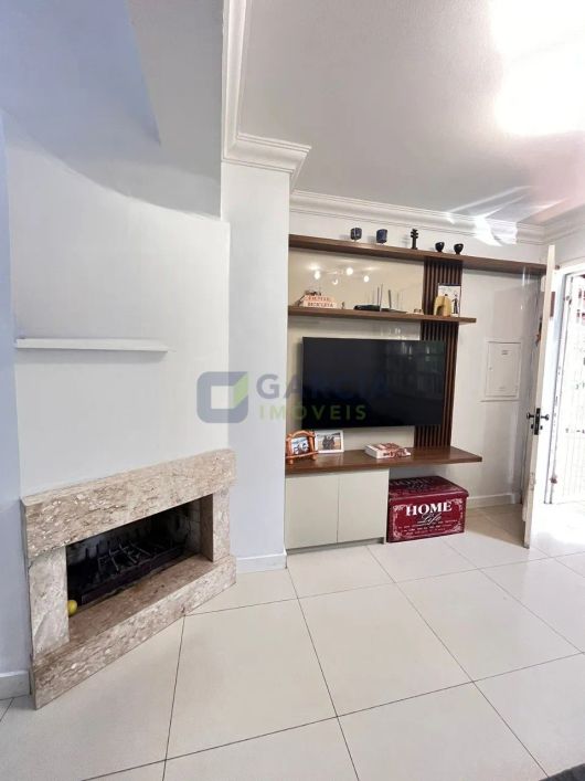 Casas a venda com 3 Dormitório(s) - Jardim Itu