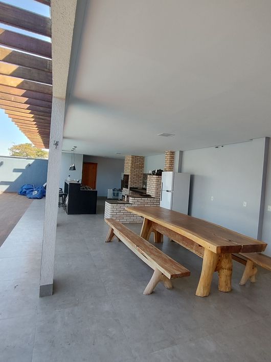 Casa Jardim América Casa de Rua com 4 Quarto(s) e 4 banheiro(s) à Venda, 560 por R$ 998.000 no setor