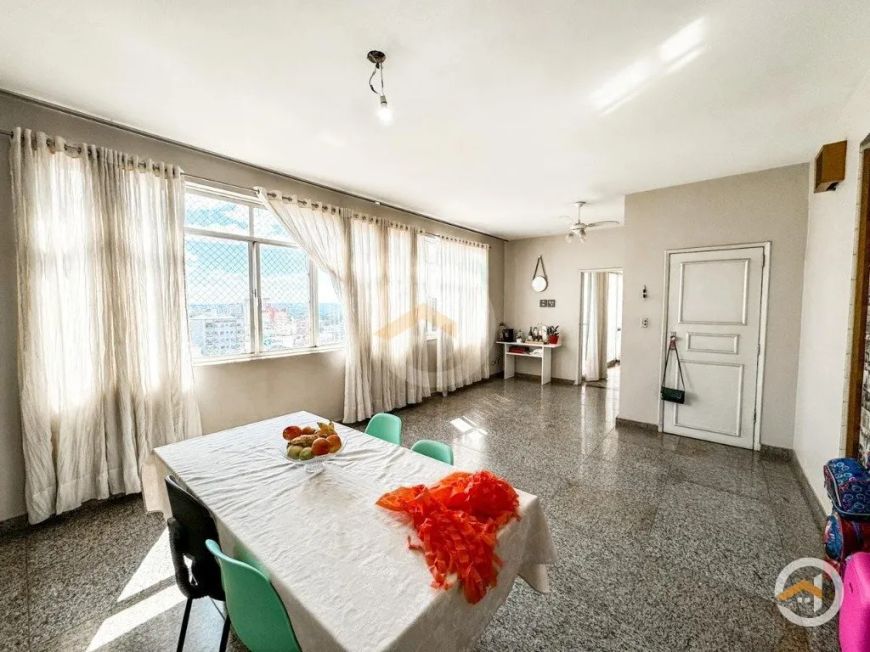 Apartamento no centro de 4 quartos 2 suítes