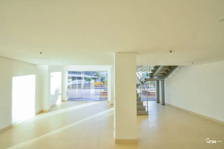 Loja Comercial]]