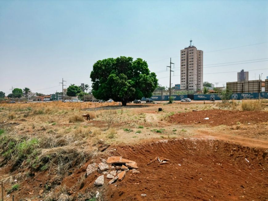 Imóvel para venda possui 1328 metros quadrados em Jardim América - Goiânia - GO