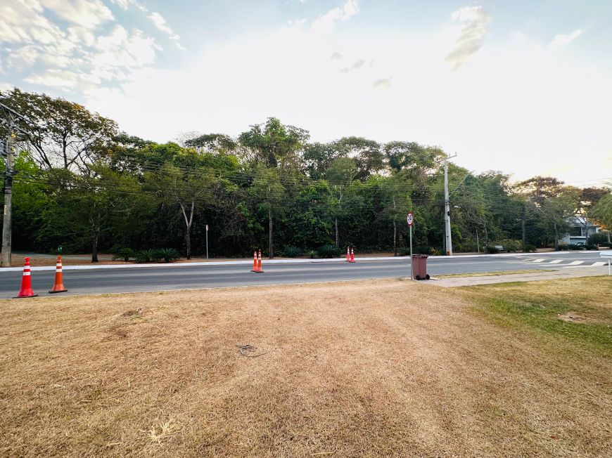 LOTE JARDINS MADRI 450 METROS FRENTE PARA MATA GOIANIA-GO