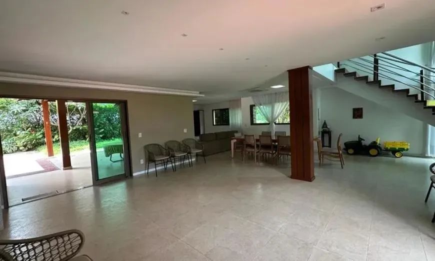 Sobrado para venda com 371 metros quadrados com 3 quartos