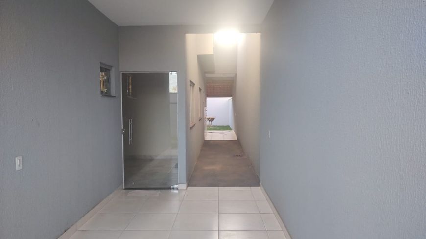CASA – 2 QUARTOS C/ SUÍTE