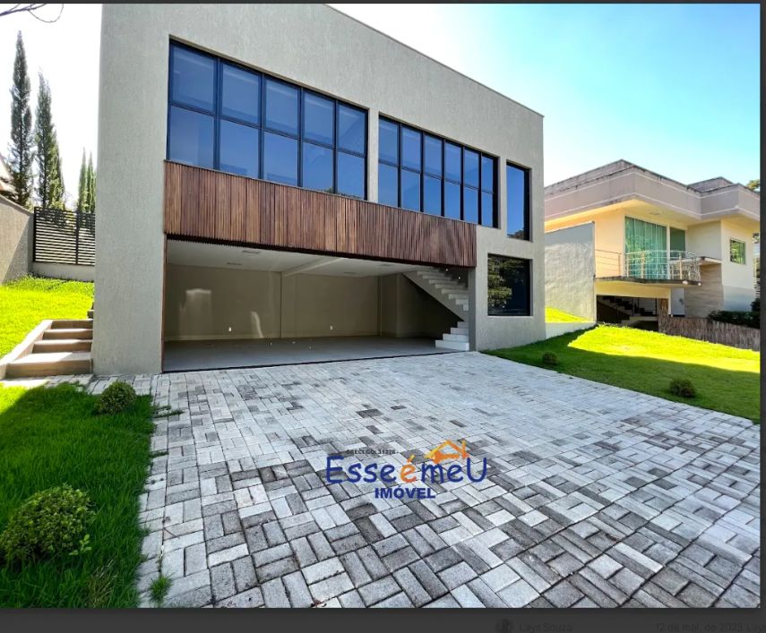 Linda casa Térrea Condomínio do Lago de frente para mata, 4 quartos, 3suítes, piscina com hidro