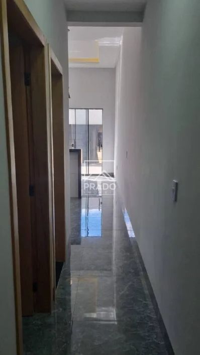 Casa à venda com 2 quartos, Residencial Santa Fé I, Goiânia, Goiás