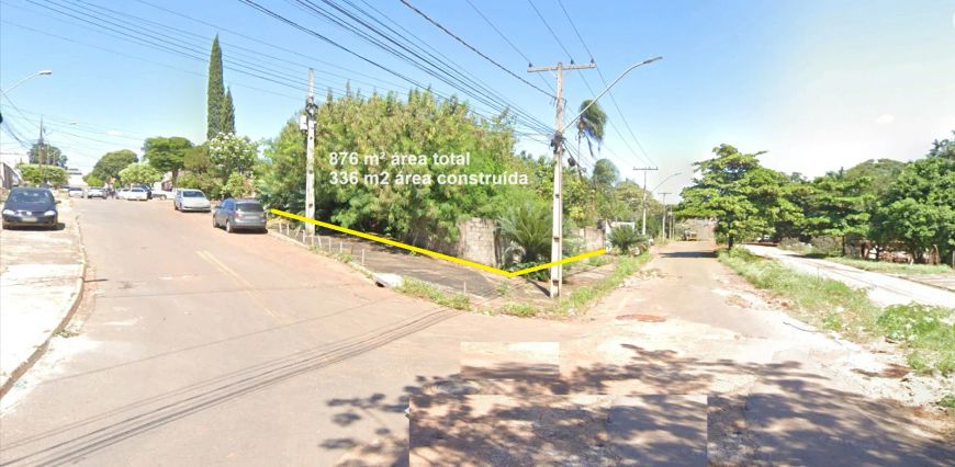 Lote com 900 m² total e 336 m² de área construída - 4 quartos - Bro Santa Genoveva - Goiânia - GO