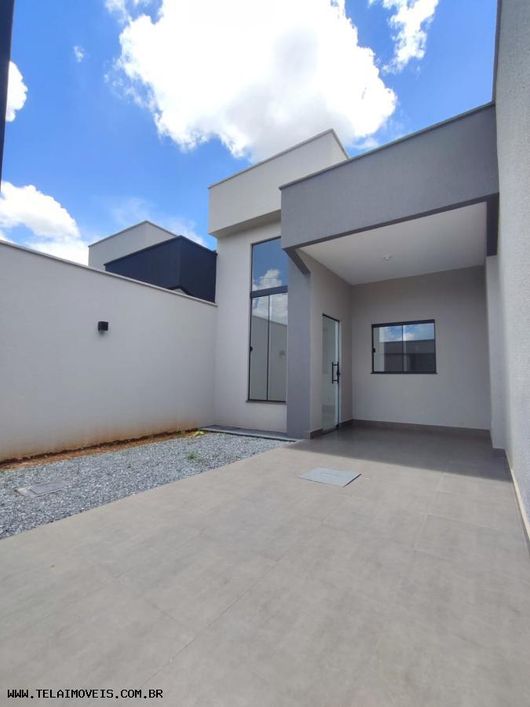 Casa para Venda em Goiânia, Residencial Forteville, 2 dormitórios, 1 suíte, 2 banheiros, 2 vagas