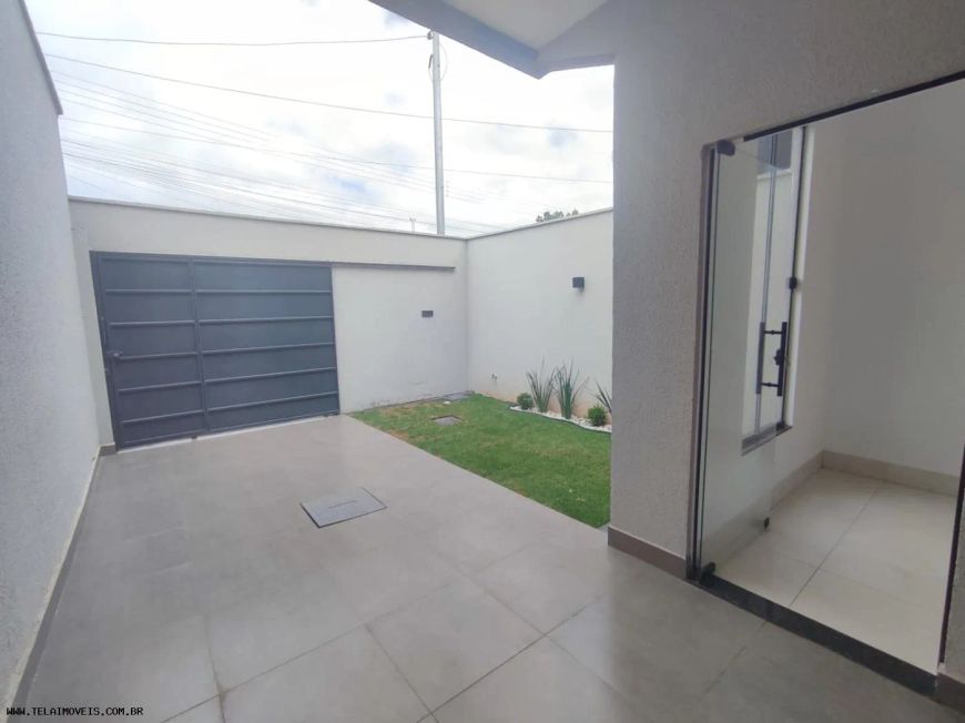 Casa para Venda em Goiânia, Residencial Forteville, 2 dormitórios, 1 suíte, 2 banheiros, 2 vagas