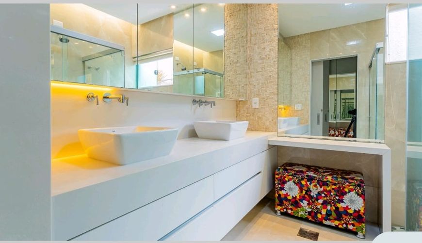 Casa no Jardins Madri - 3 Suítes - Luxo, Conforto e um toque artístico!