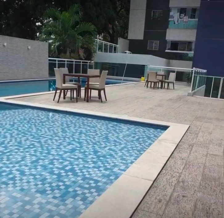 alugo alto padrão semi mobiliado ed. Piazza dei l’acqua com 275 Mt2, 3 vgs soltas