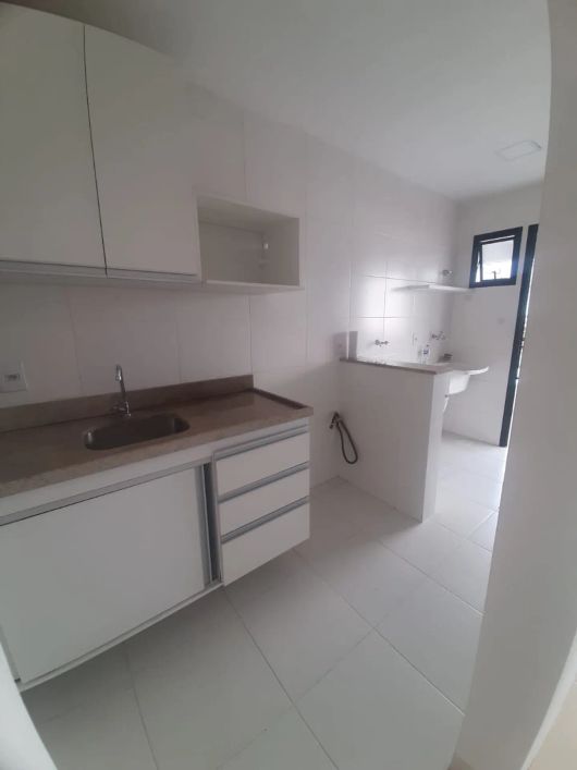 Alugo apartamento no edifício Águas de Março