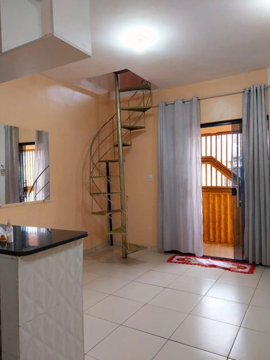 Aluguel Casa de dois pavimentos mobiliada