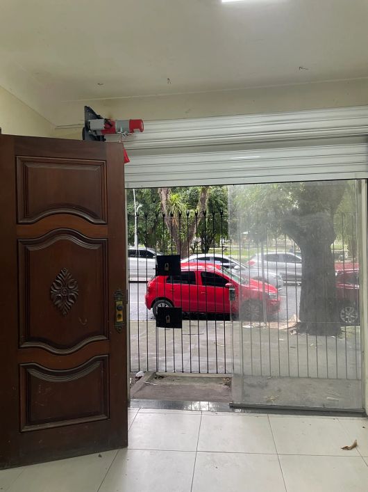 Alugo Imovel Comercial na Praça Batista Campos com aproximadamente 200 Mt2